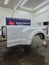 2017-2022 Ford Super Duty F350 F450 F550 8' Dually Bed - Oxford white