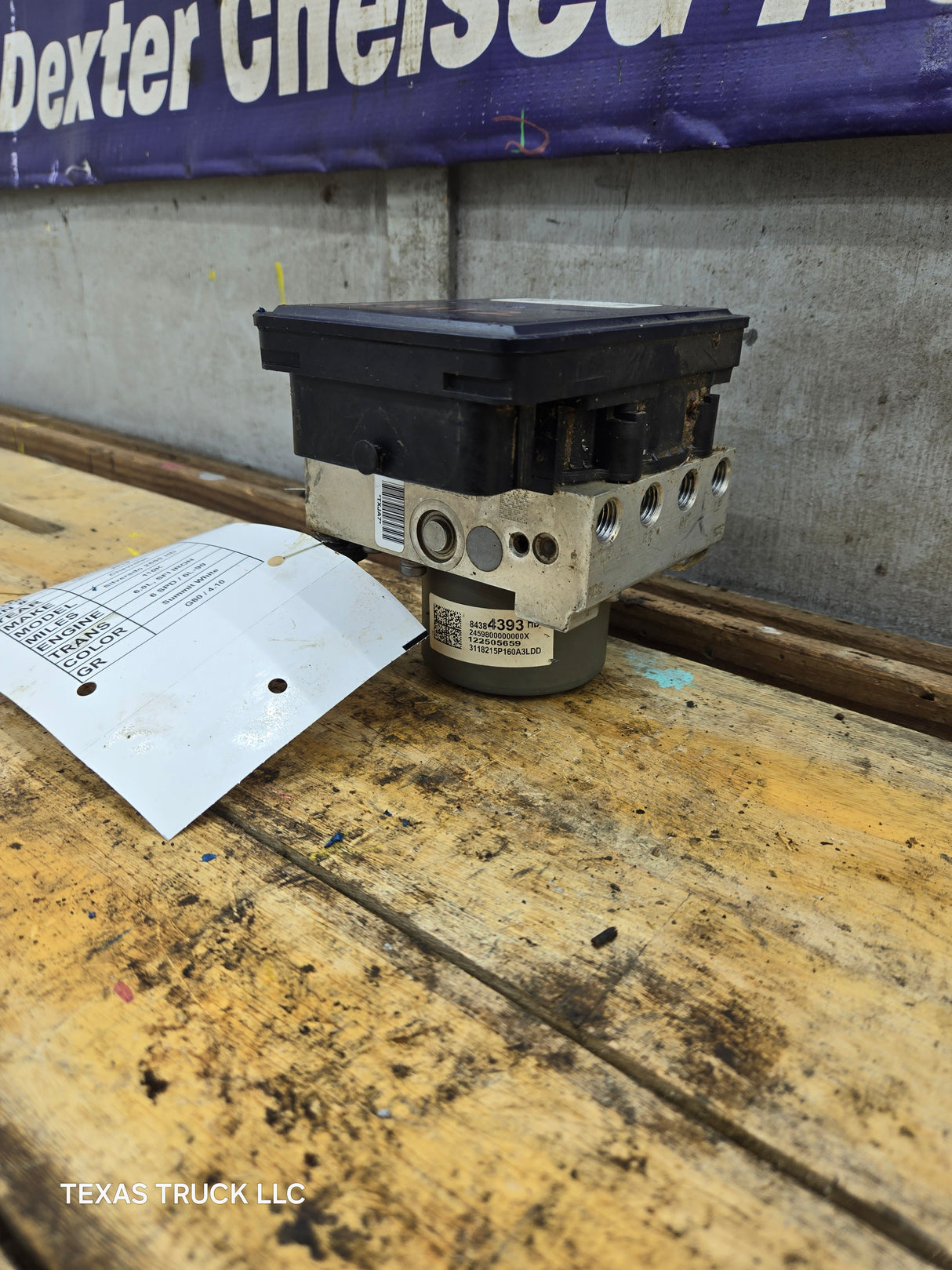 2018-2019 Chevrolet Silverado GMC 1500 ABS Pump Module - 84384393