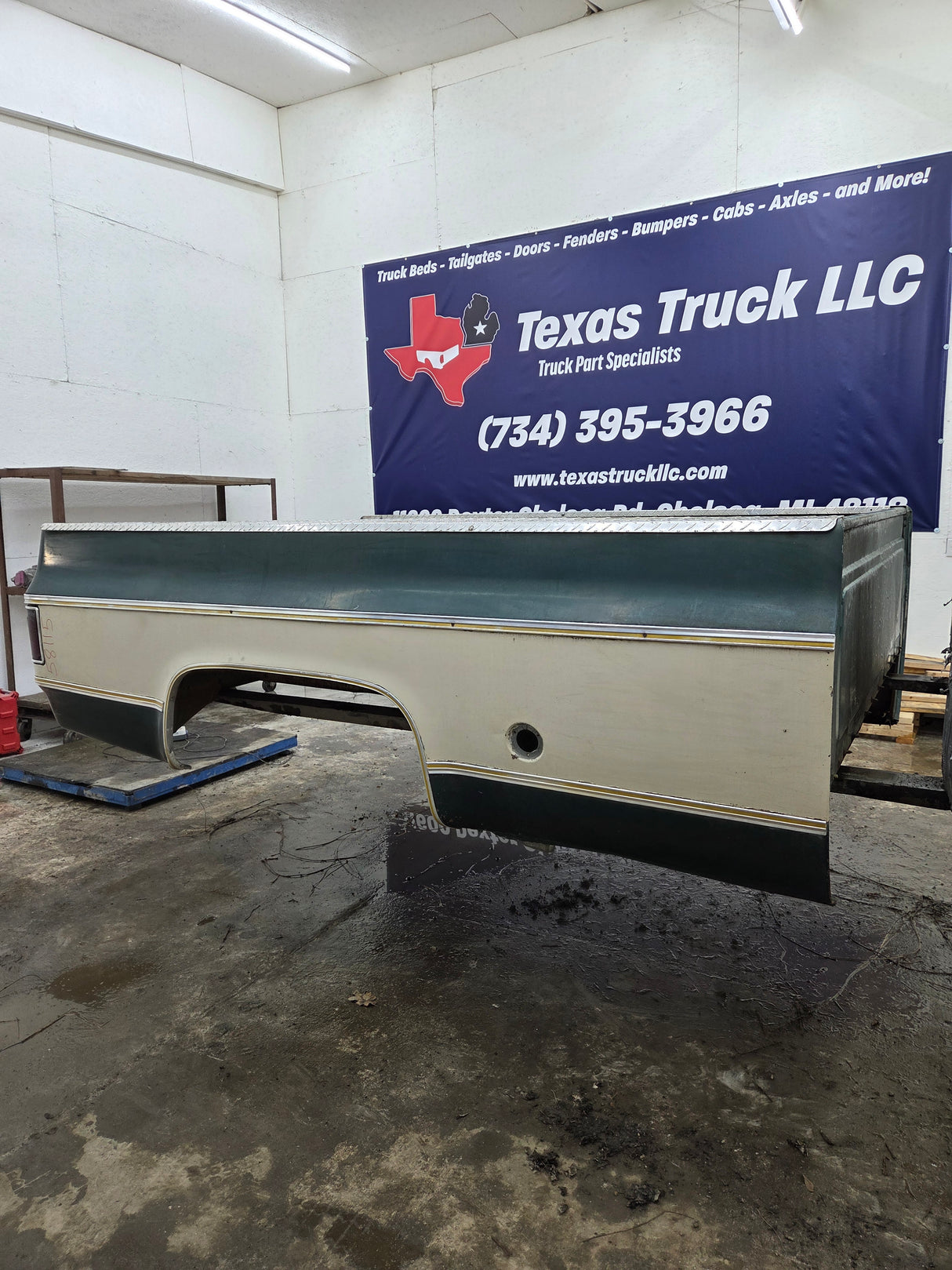 1973-1978 Chevrolet / GMC Square Body 8' Long Bed C10 C15 C20 C25 C35 K10 K15 K20 K25 K35