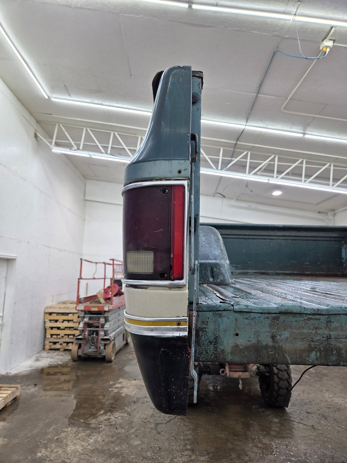1973-1978 Chevrolet / GMC Square Body 8' Long Bed C10 C15 C20 C25 C35 K10 K15 K20 K25 K35