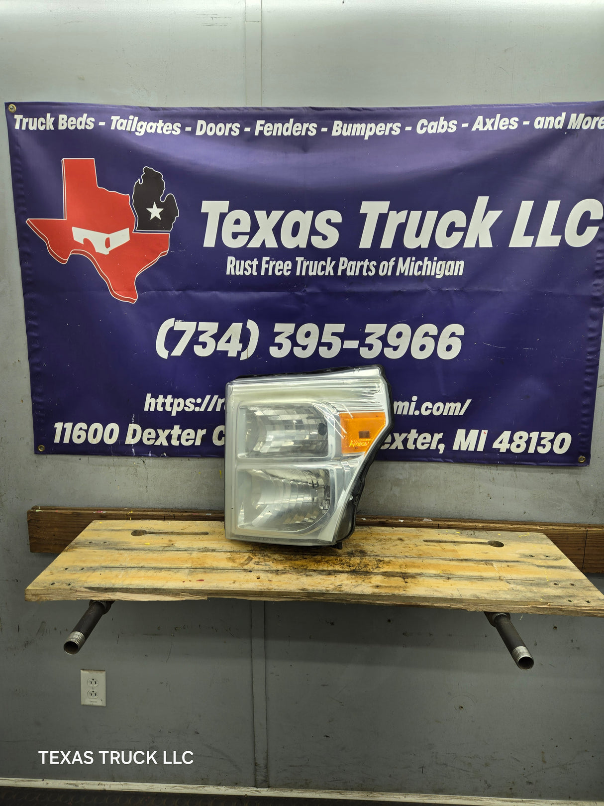 2011-2016 Ford Super Duty F250 F350 F450 F550 LH Driver Side Headlight BC34-13006-A 6.7L Power Stroke 6.2L Gas