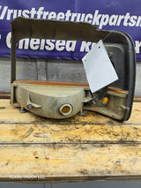 1992-1997 Ford F150 F250 F350 F450 F550 RH Passenger Side Headlight Bezel Corner Marker / Turn signal