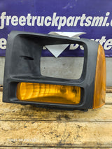 2005-2007 Ford Super Duty F250 F350 F450 F550 LH Left Driver Side Headlight Bezel Park Lamp Signal Corner Light 5C34-13B221-A