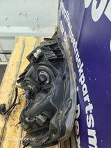 2007-2013 Chevrolet Silverado 1500 2500 3500 RH Passenger Side Halogen Headlight 25833679