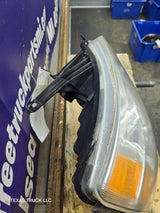 2007-2013 Chevrolet Silverado 1500 2500 3500 RH Passenger Side Halogen Headlight 25833679