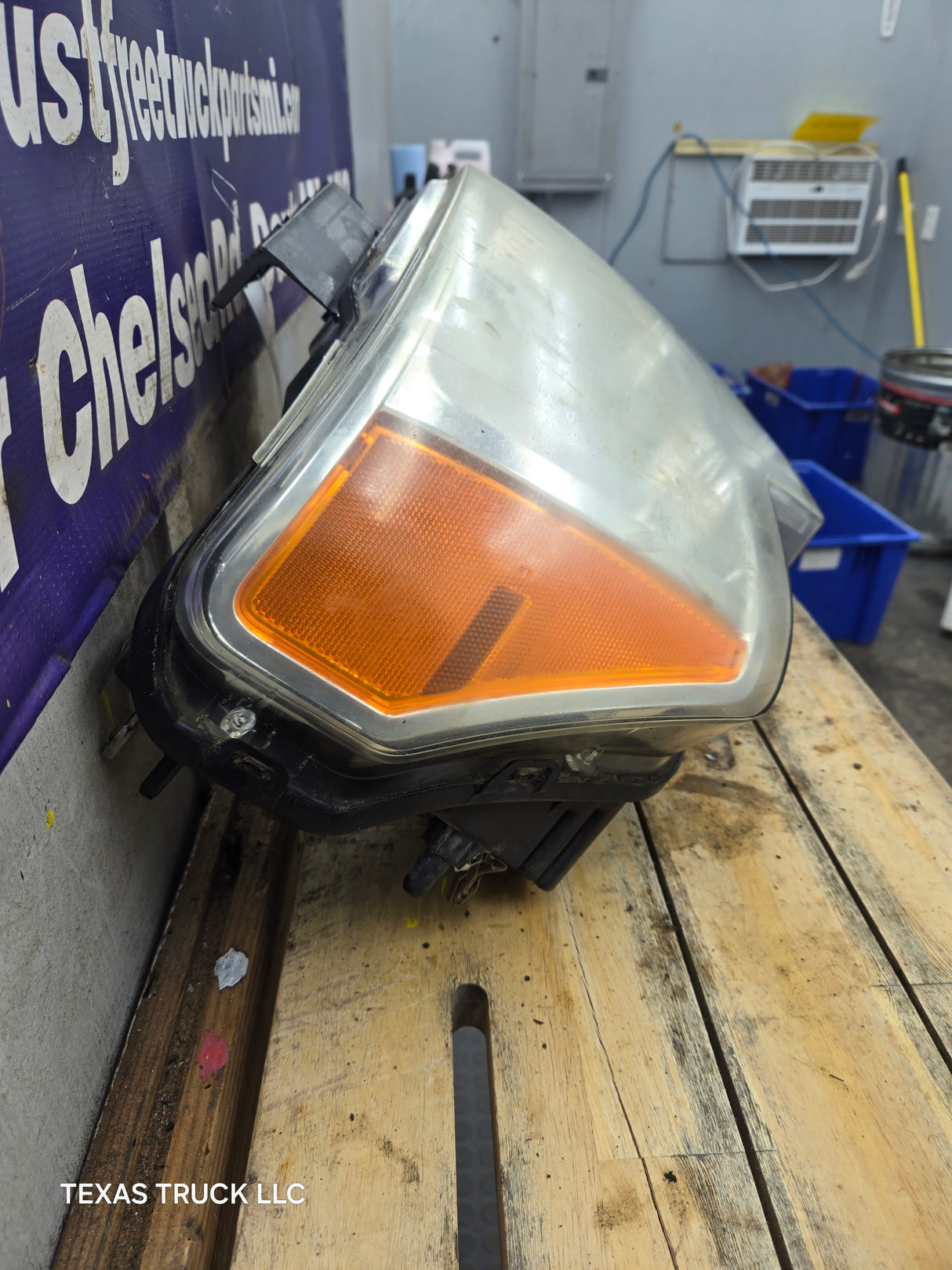 2009-2014 Ford F150 RH Passenger Side Headlight Halogen - DL3Z13008A, DL3Z13008EB