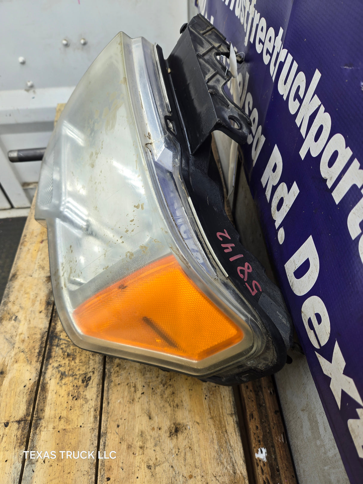 2009-2014 Ford F150 RH Passenger Side Headlight Halogen - DL3Z13008B, DL3Z13008EC