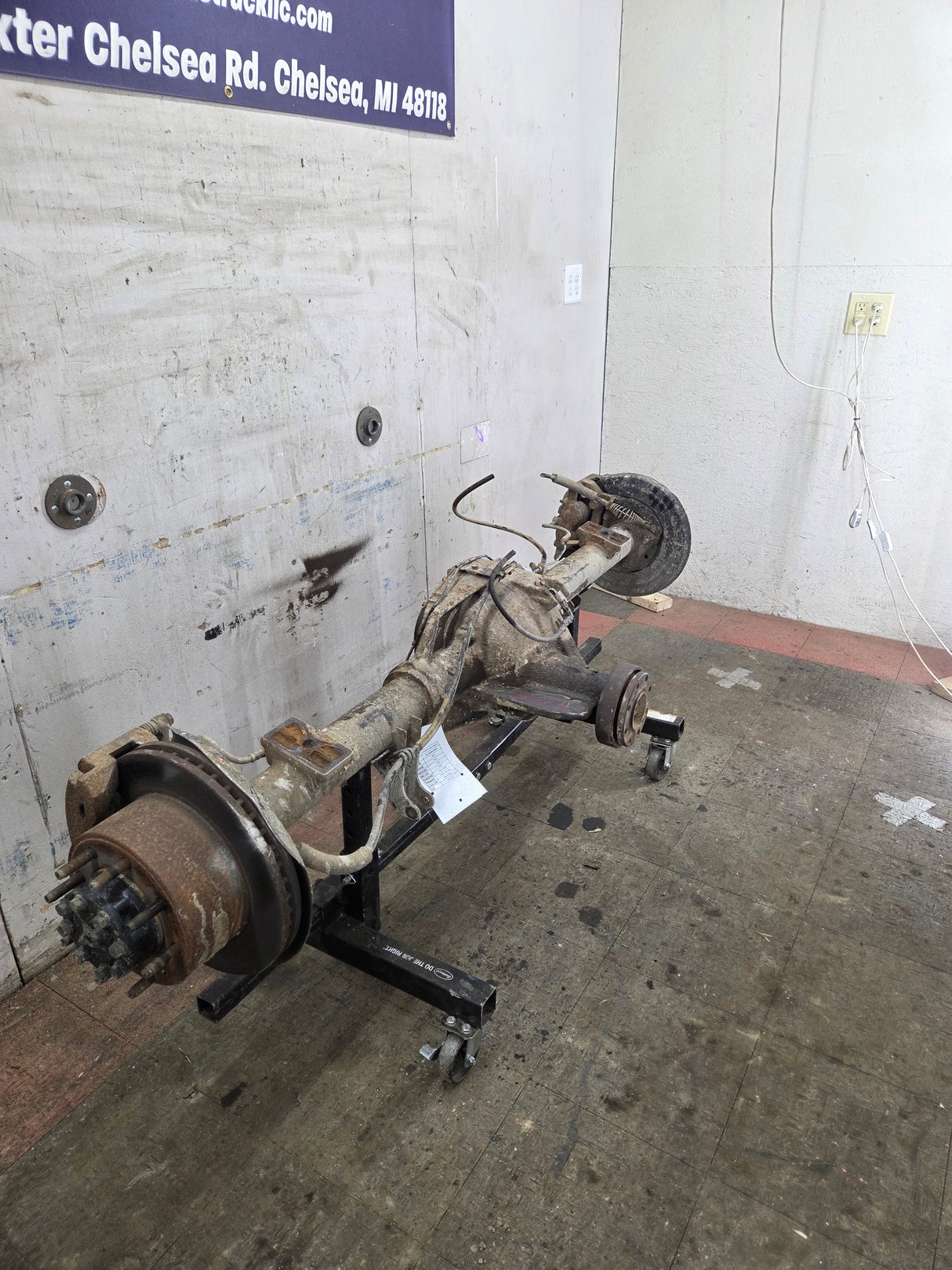 2008-2010 Ford Super Duty F250 F350 SRW Rear Axle 4.10 Gear Ratio 143k miles