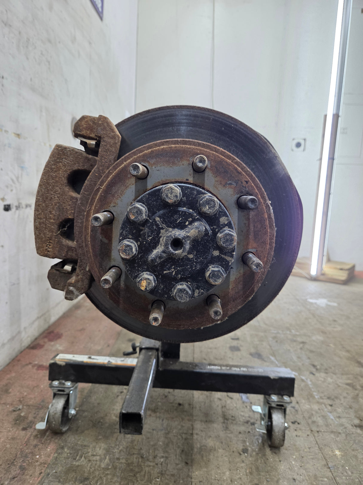 2008-2010 Ford Super Duty F250 F350 SRW Rear Axle 4.10 Gear Ratio 143k miles