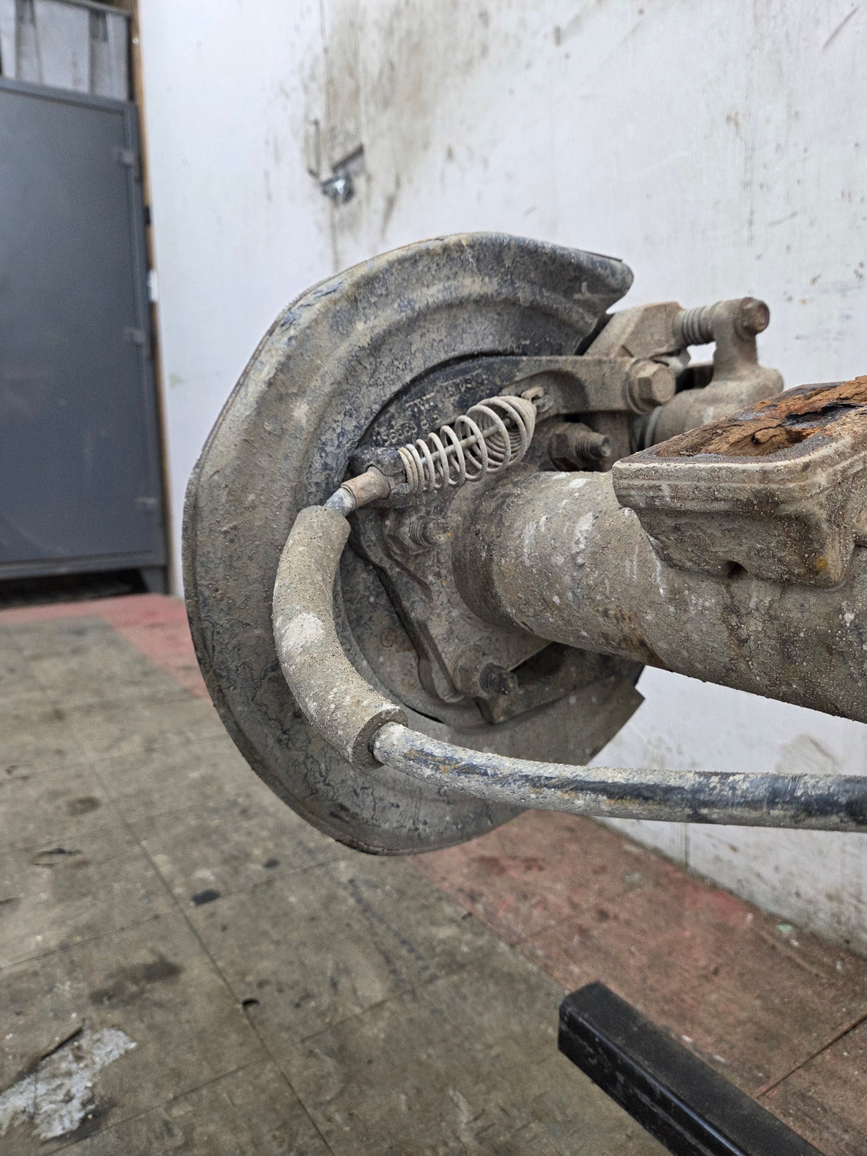 2008-2010 Ford Super Duty F250 F350 SRW Rear Axle 4.10 Gear Ratio 143k miles