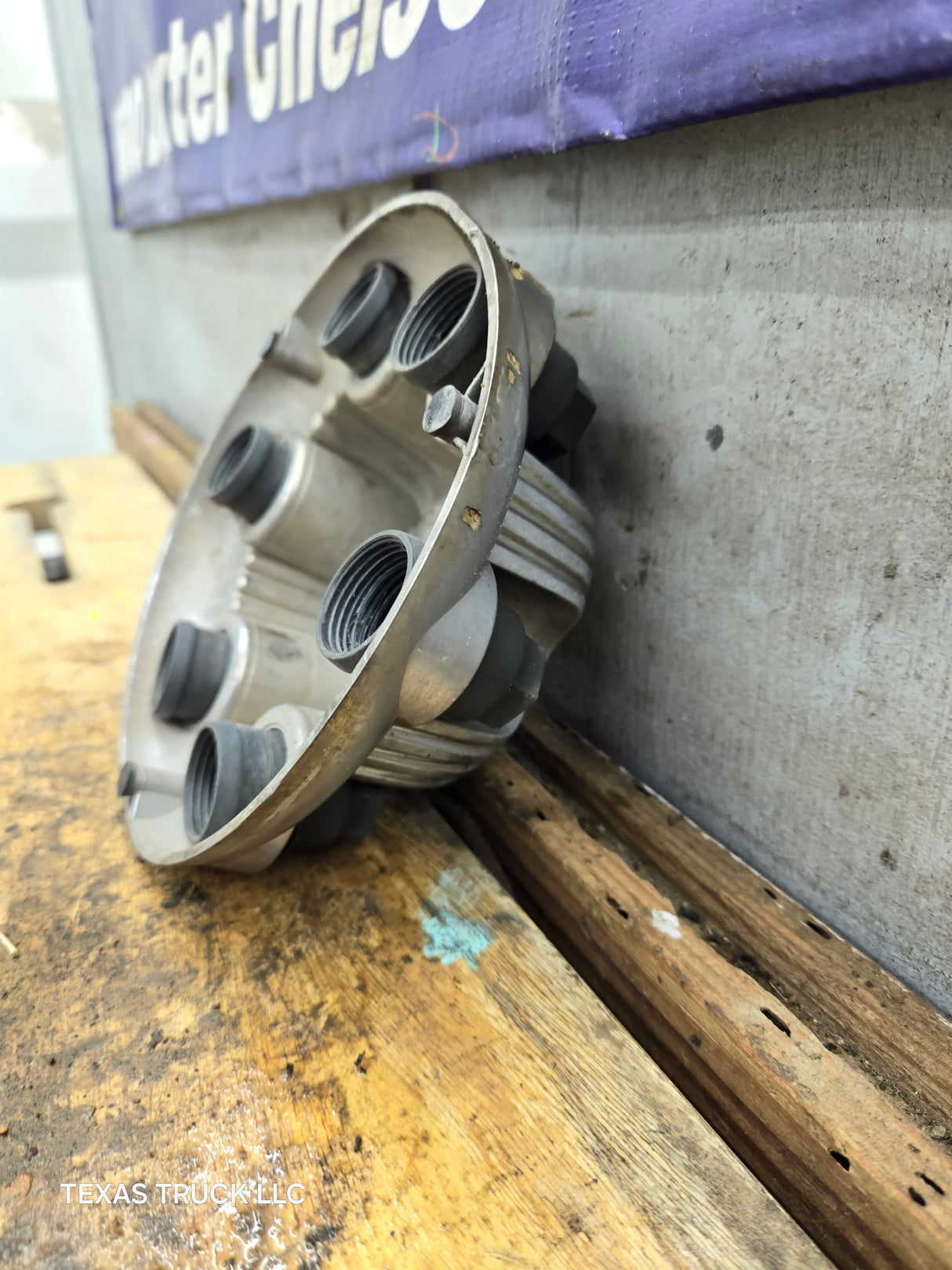 1999-2014 OEM Chevrolet Silverado Wheel Center Hub Cap Lug Cover 9598133