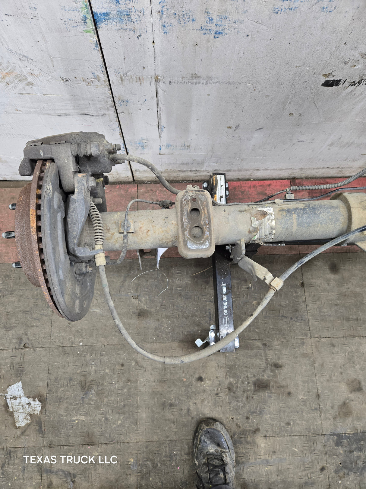 2012-2014 Ford F150 9.75" Rear Axle 3.55 Gear Ratio Limited Slip