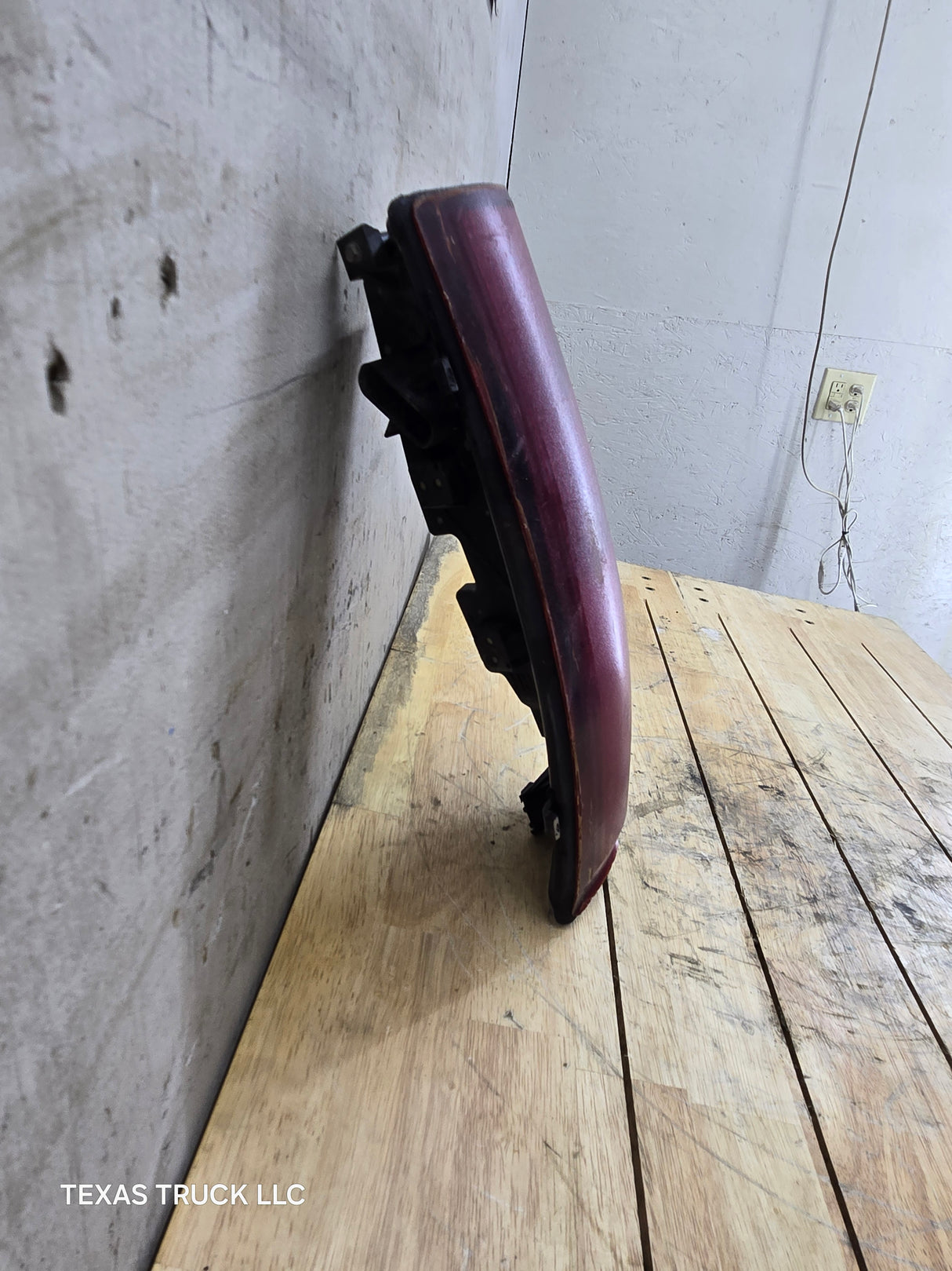 1988-1998 Chevrolet / GMC RH Passenger Side Tail Light