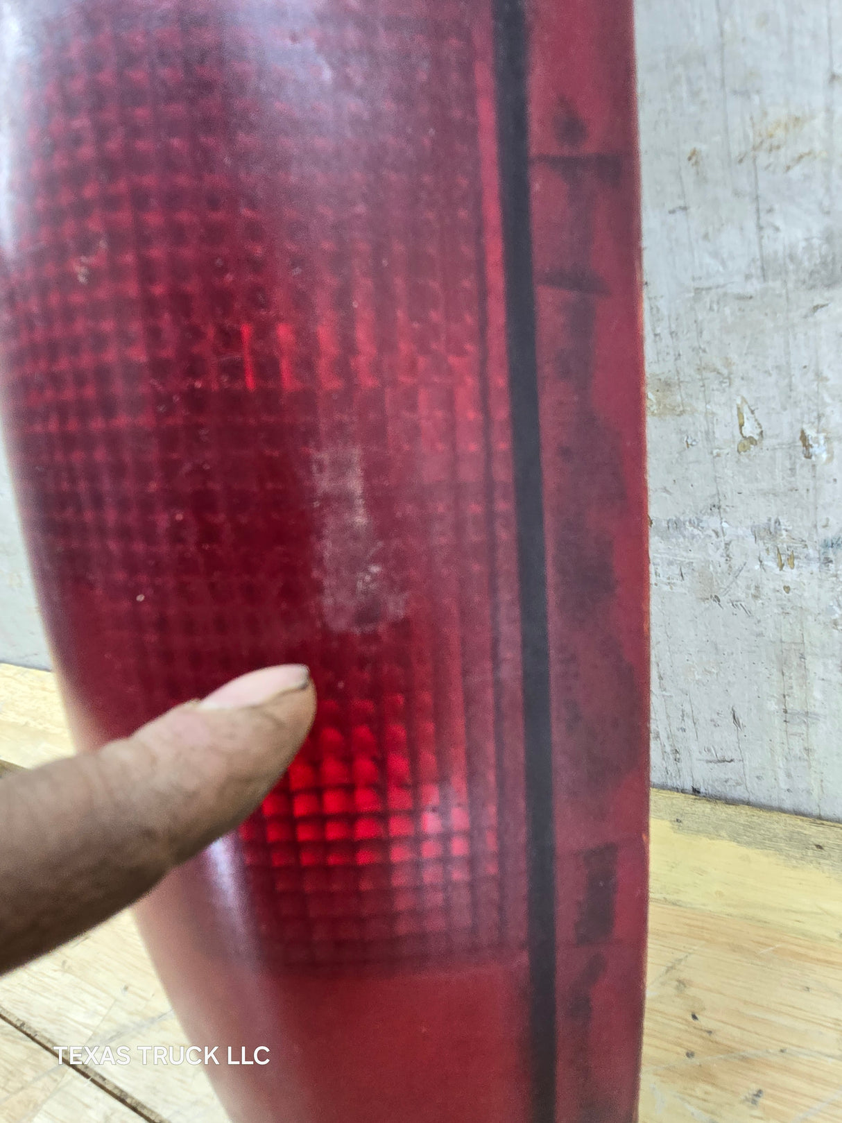 1988-1998 Chevrolet / GMC RH Passenger Side Tail Light