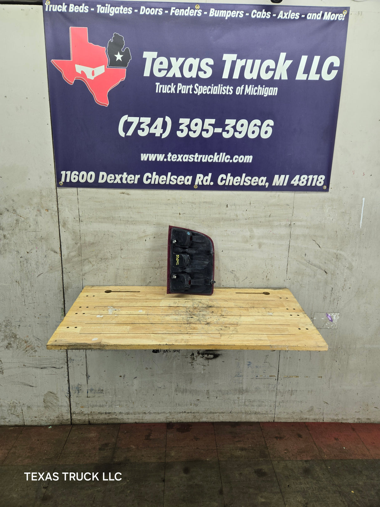 2007-2013 Chevrolet Silverado 1500 2500 3500 LH Driver Side Tail Light