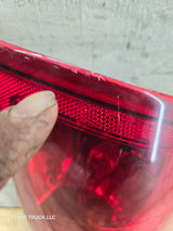 2003-2006 Dodge Ram 3rd Gen 1500 2500 3500 RH Passenger Side Tail Light