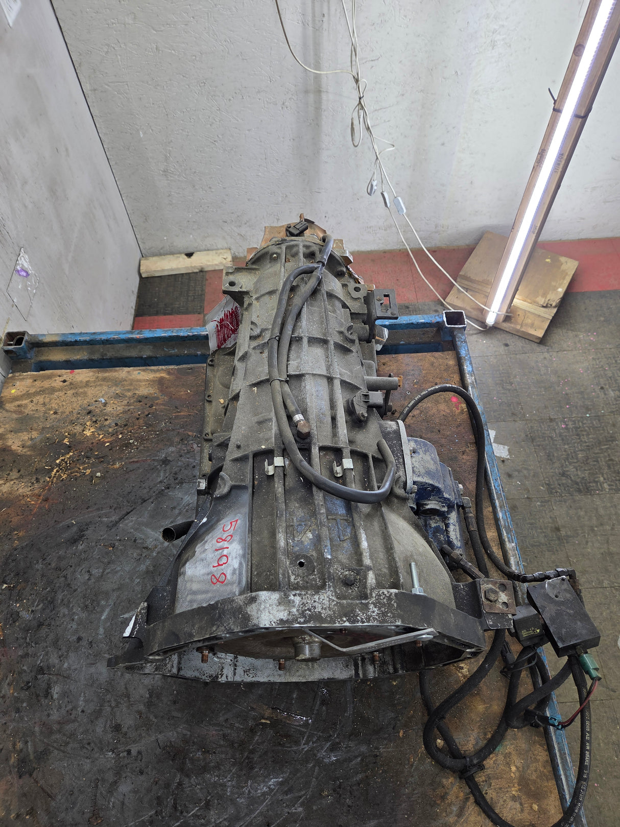 2003-2010 5r110 Automatic Transmission WITH PTO POWER TAKE OFF 4x4 6.0L power stroke 6.8L v10 triton 5.4L v8 68K MILES CORE
