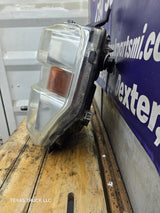 2008-2010 Ford Super Duty F250 F350 F450 F550 LH Driver Side Composite Head Light 44ZH-1849B 8C24-13006-A