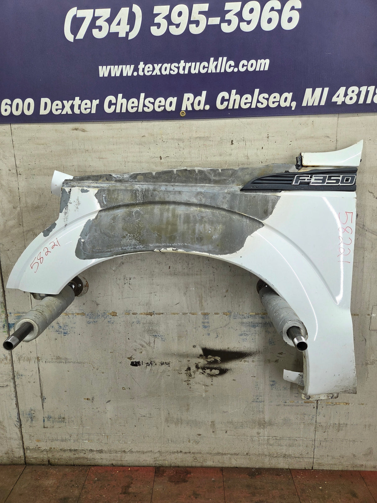 2011-2016 Ford Super Duty F250 F350 LH Driver Side Front Fender