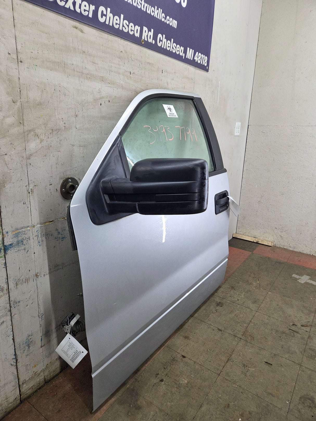 2009-2014 Ford F150 LH Driver Side Front Door