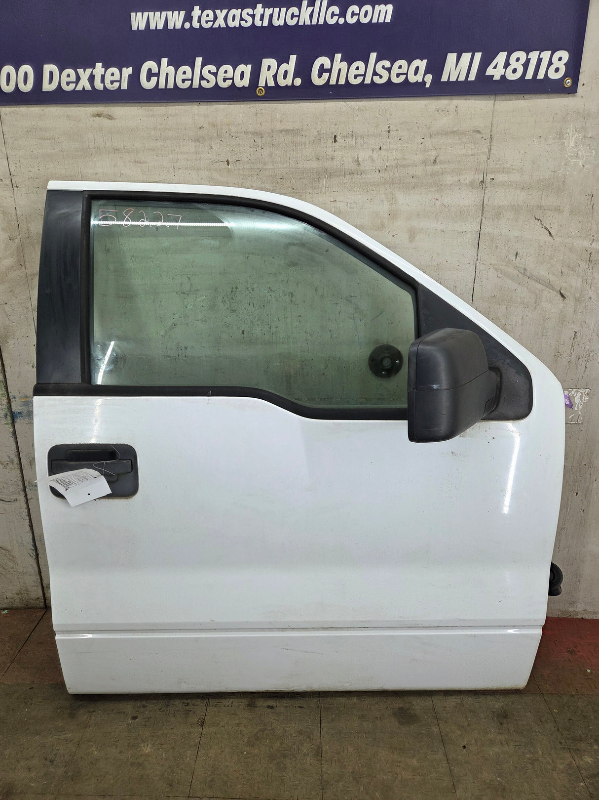 2004-2008 Ford F150 RH Passenger Side Front Door Regular/Extended Cab