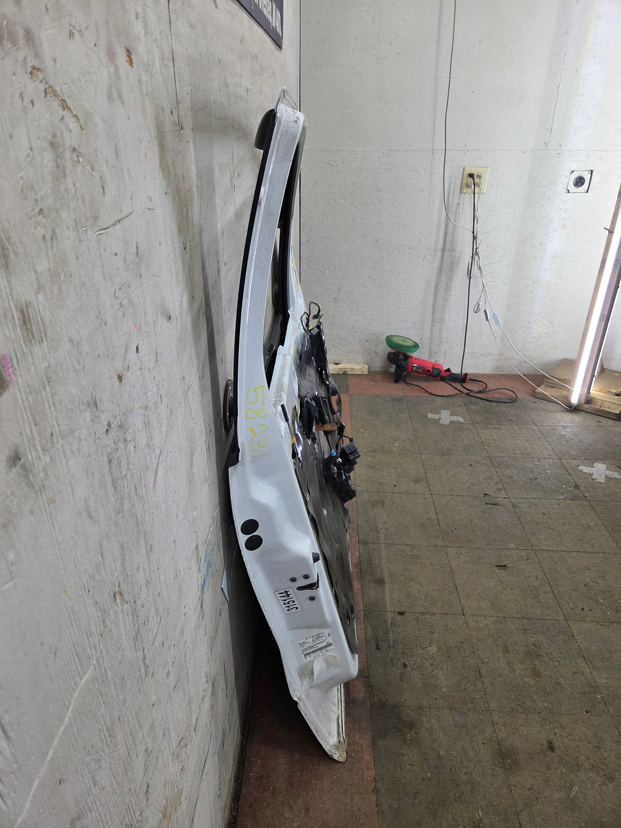2009-2014 Ford F150 LH Driver Side Front Door