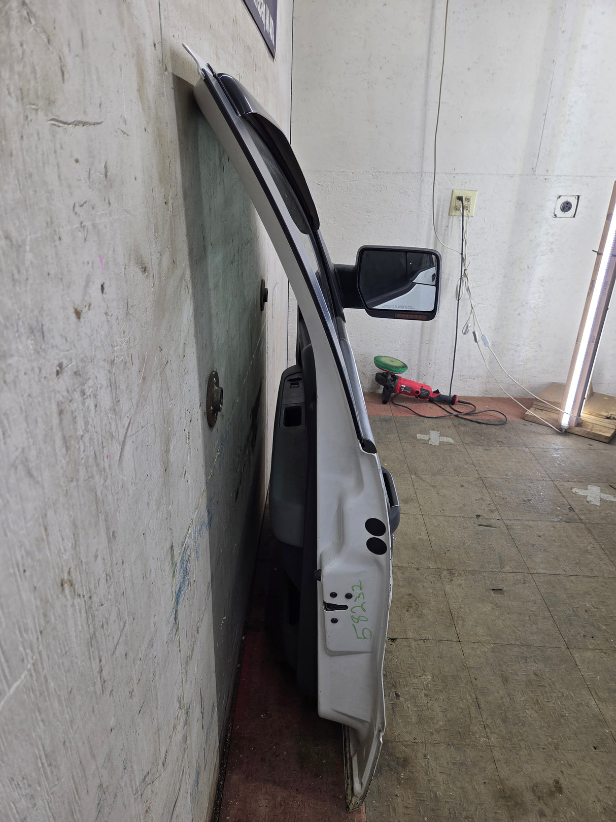 2009-2014 Ford F150 RH Passenger Side Front Door