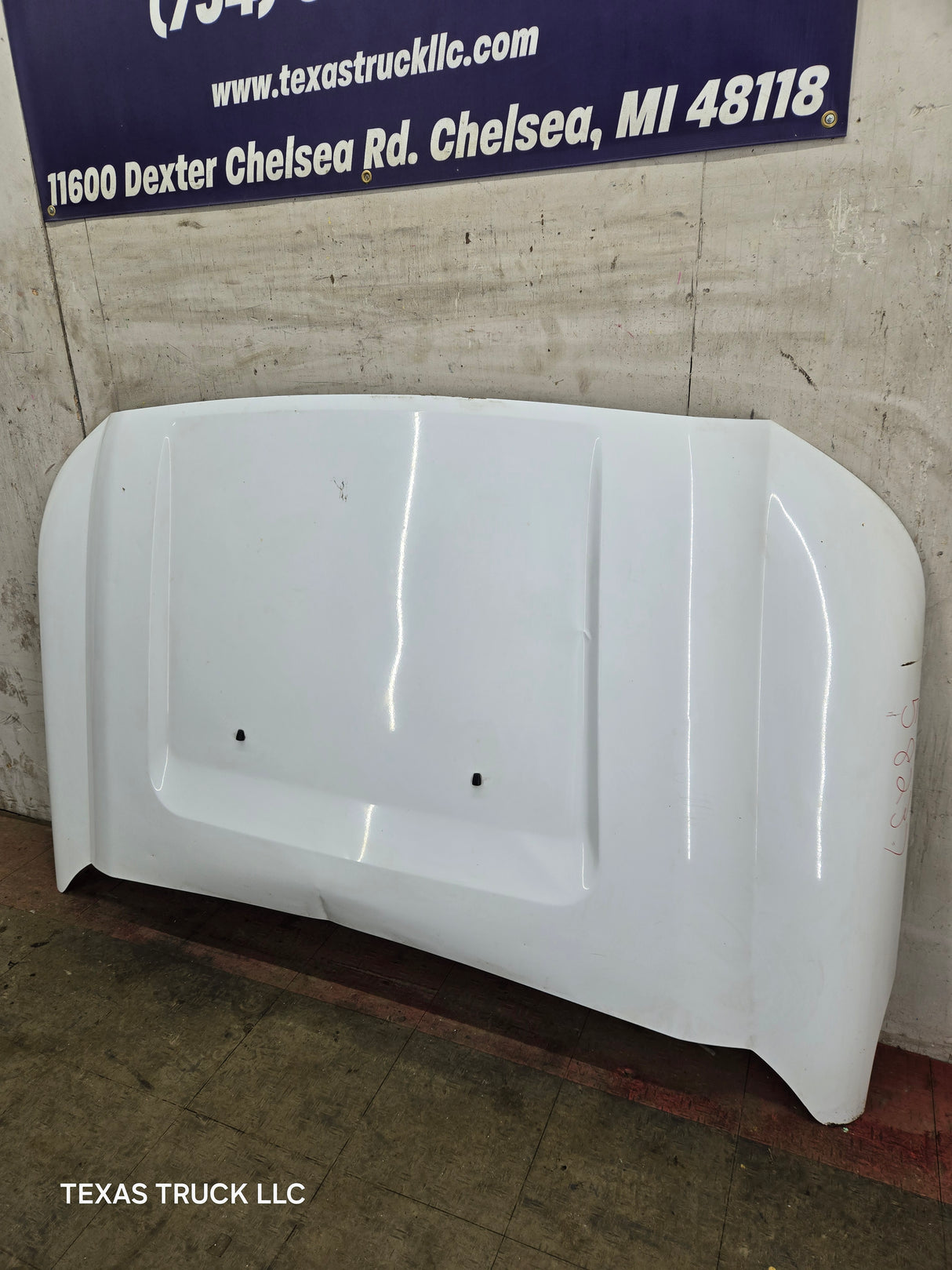 2011-2016 Ford Super Duty Hood F250 F350 F450 F550 - White