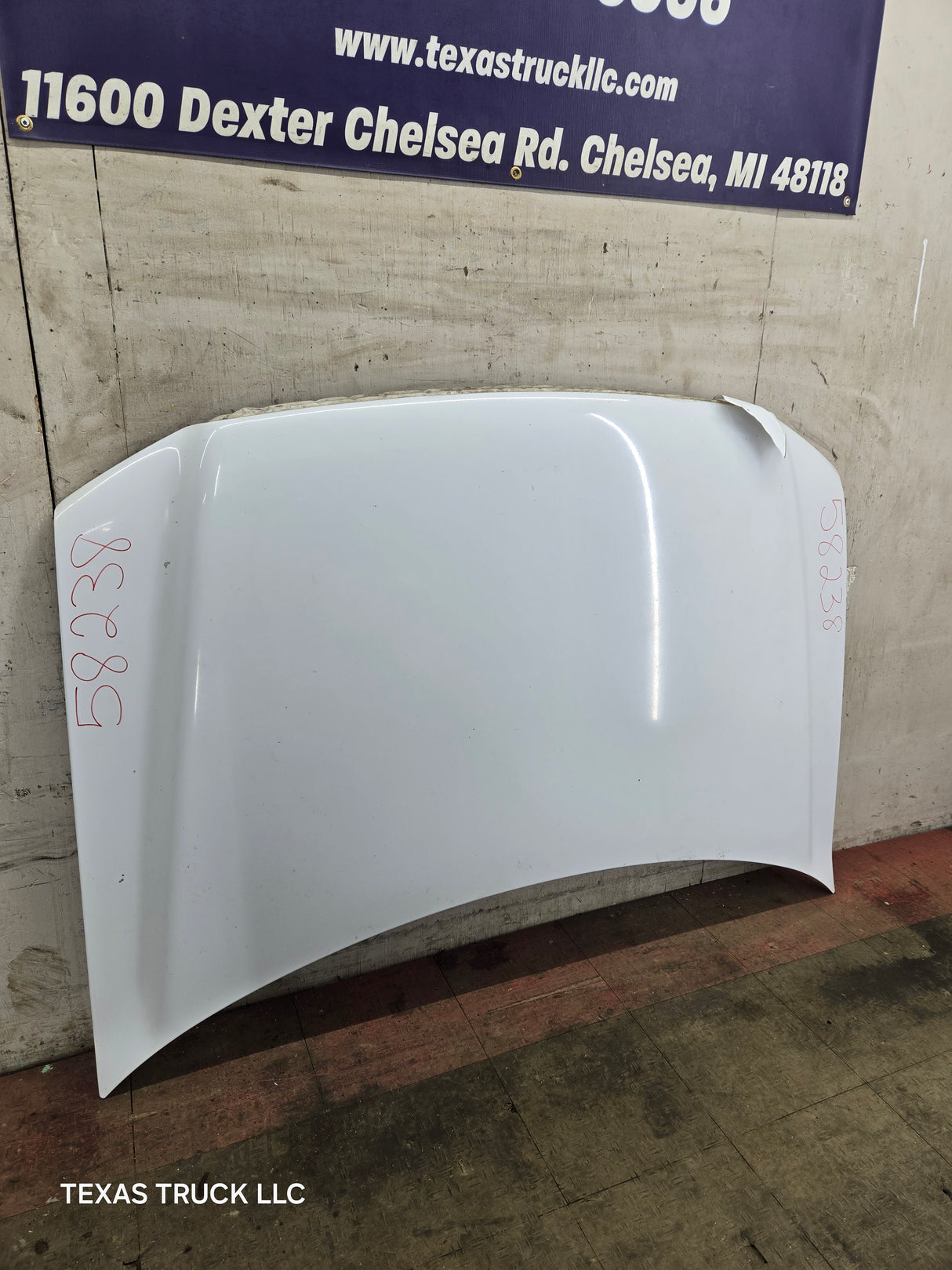 2004-2008 Ford F150 Hood