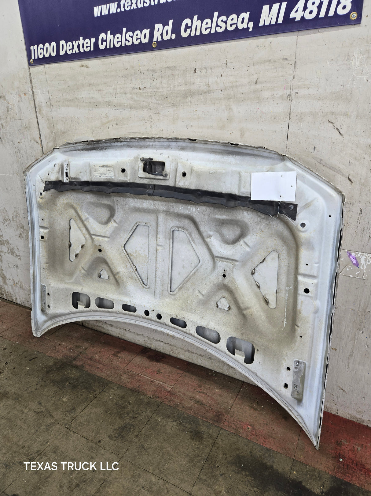 2004-2008 Ford F150 Hood