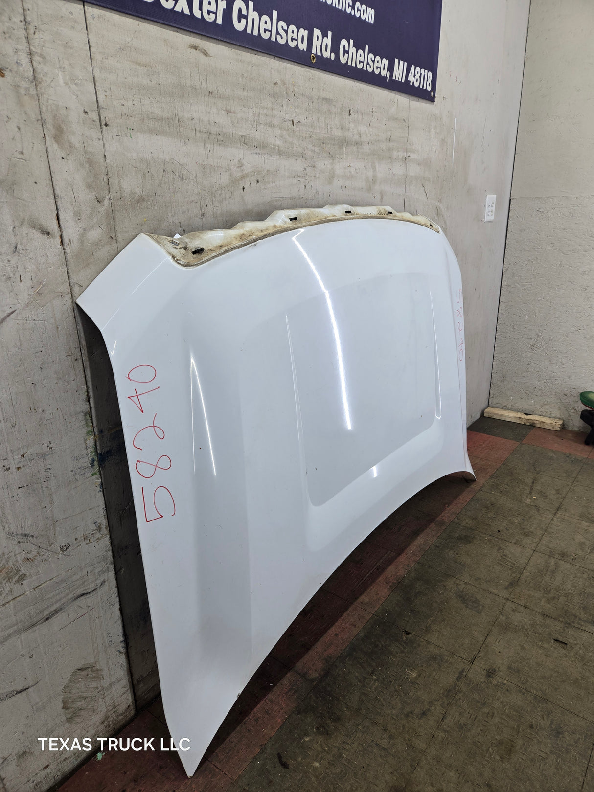 2009-2014 Ford F150 Hood