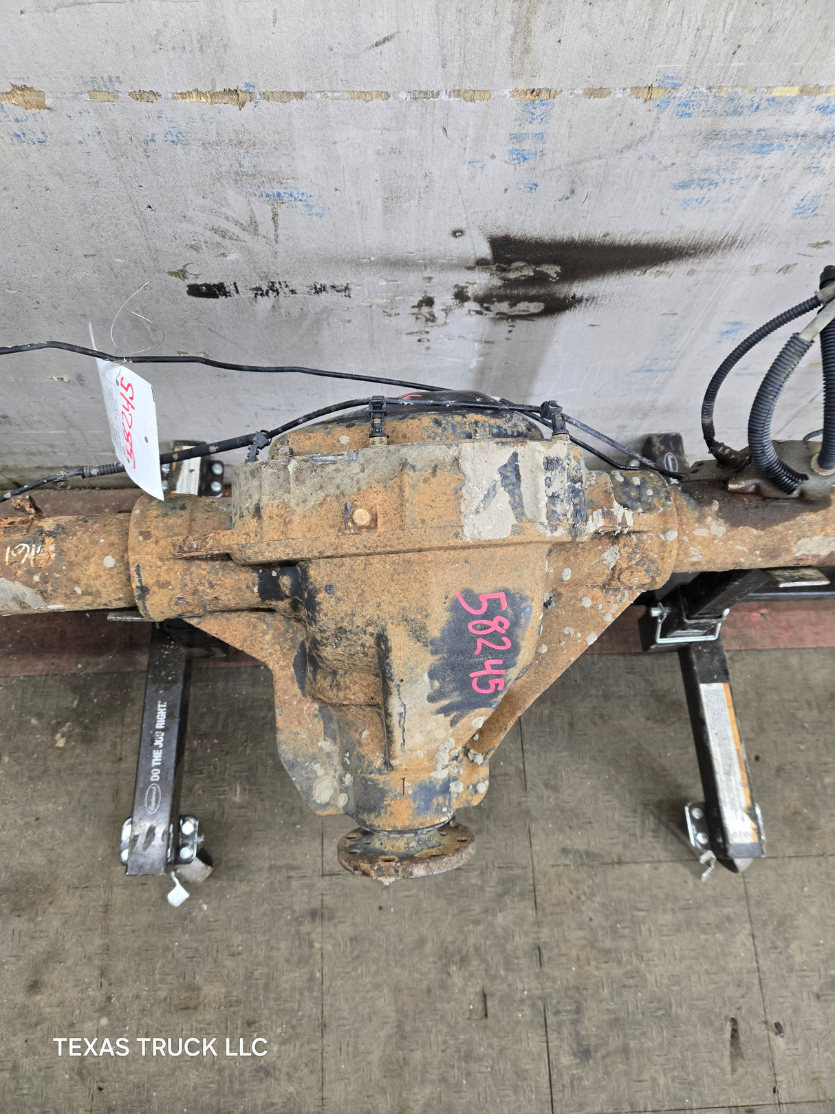 2012-2014 Ford F150 9.75" Rear Axle 3.55 Gear Ratio Limited Slip