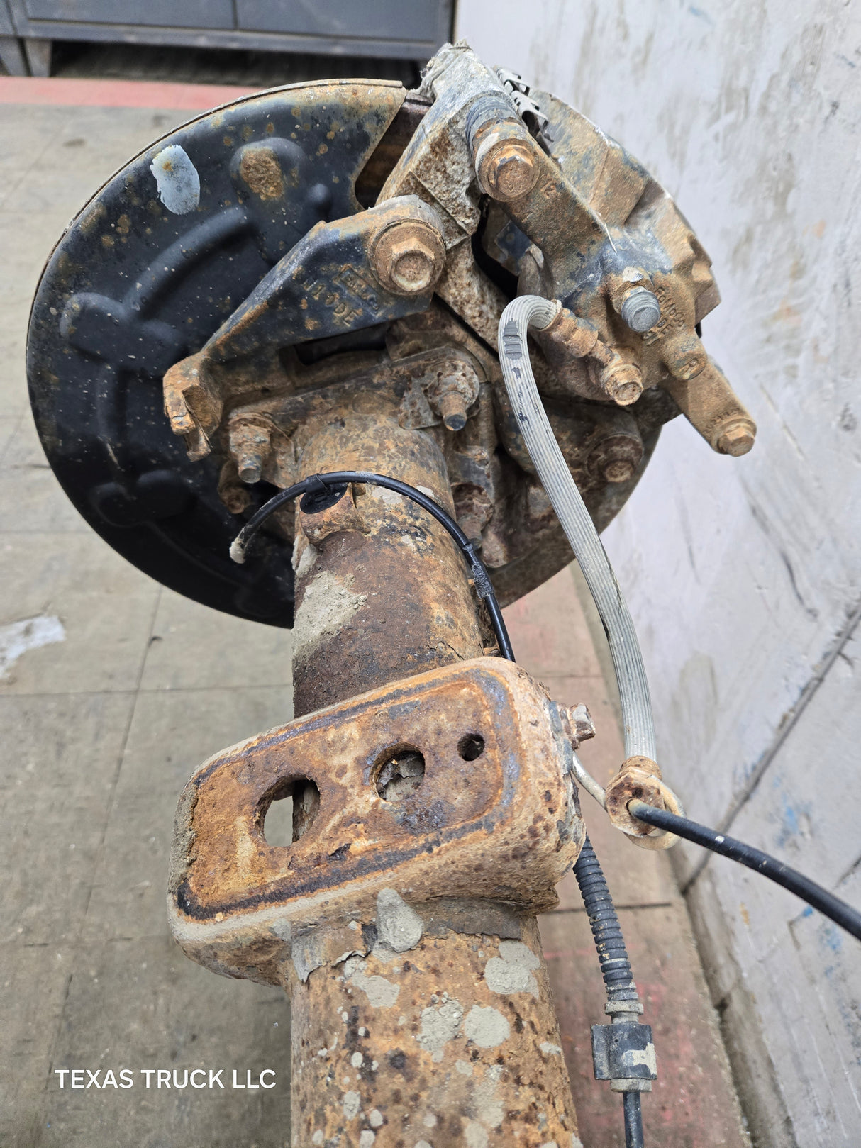 2012-2014 Ford F150 9.75" Rear Axle 3.55 Gear Ratio Limited Slip