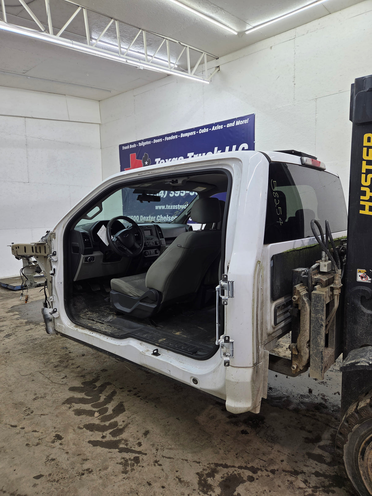 2015-2020 Ford F150 4 Door Extended Super Cab - Oxford White