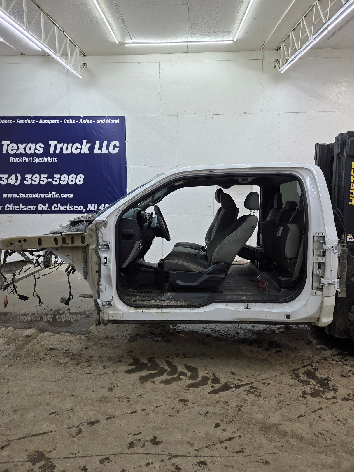2015-2020 Ford F150 4 Door Extended Super Cab - Oxford White
