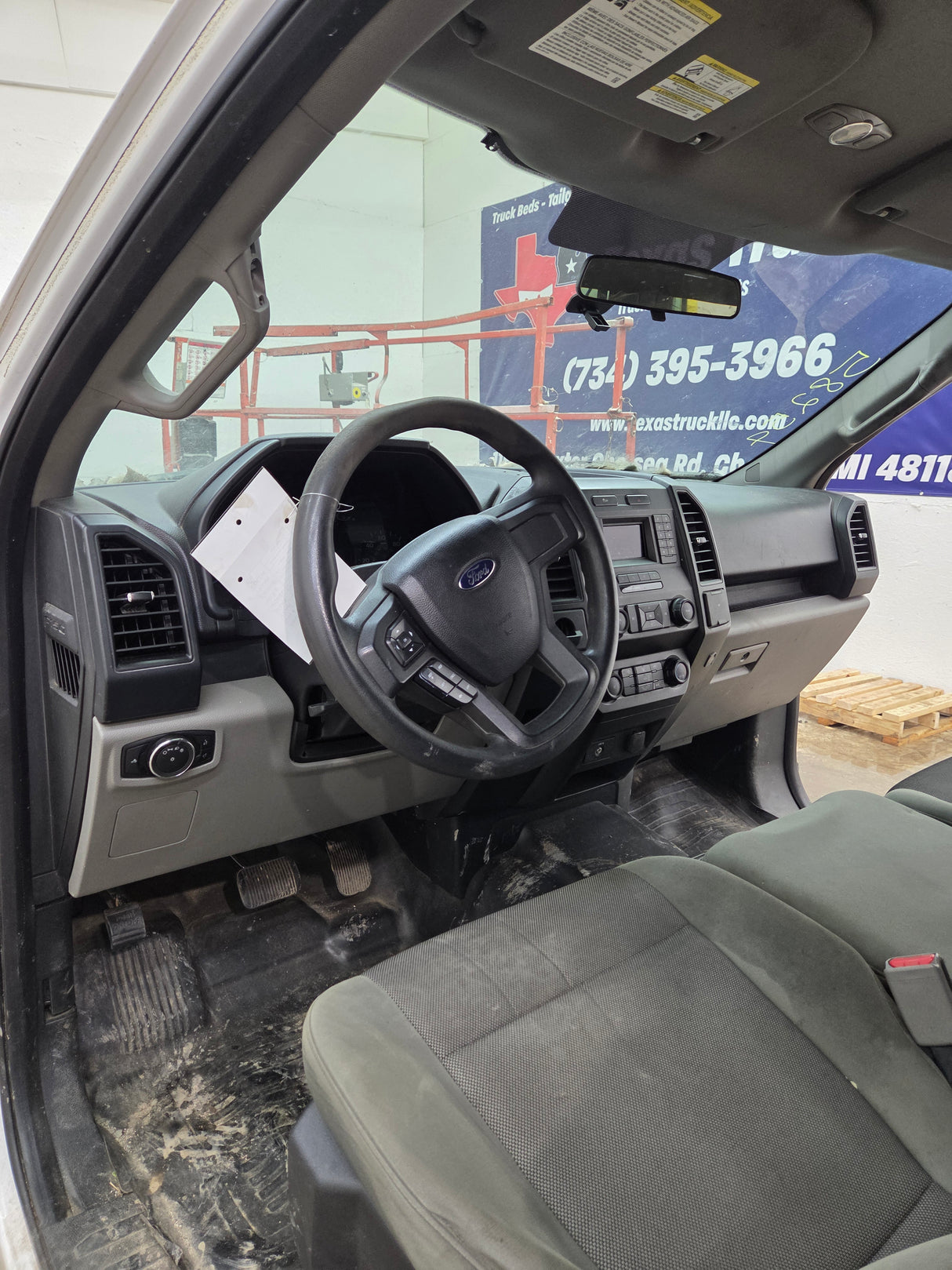 2015-2020 Ford F150 4 Door Extended Super Cab - Oxford White