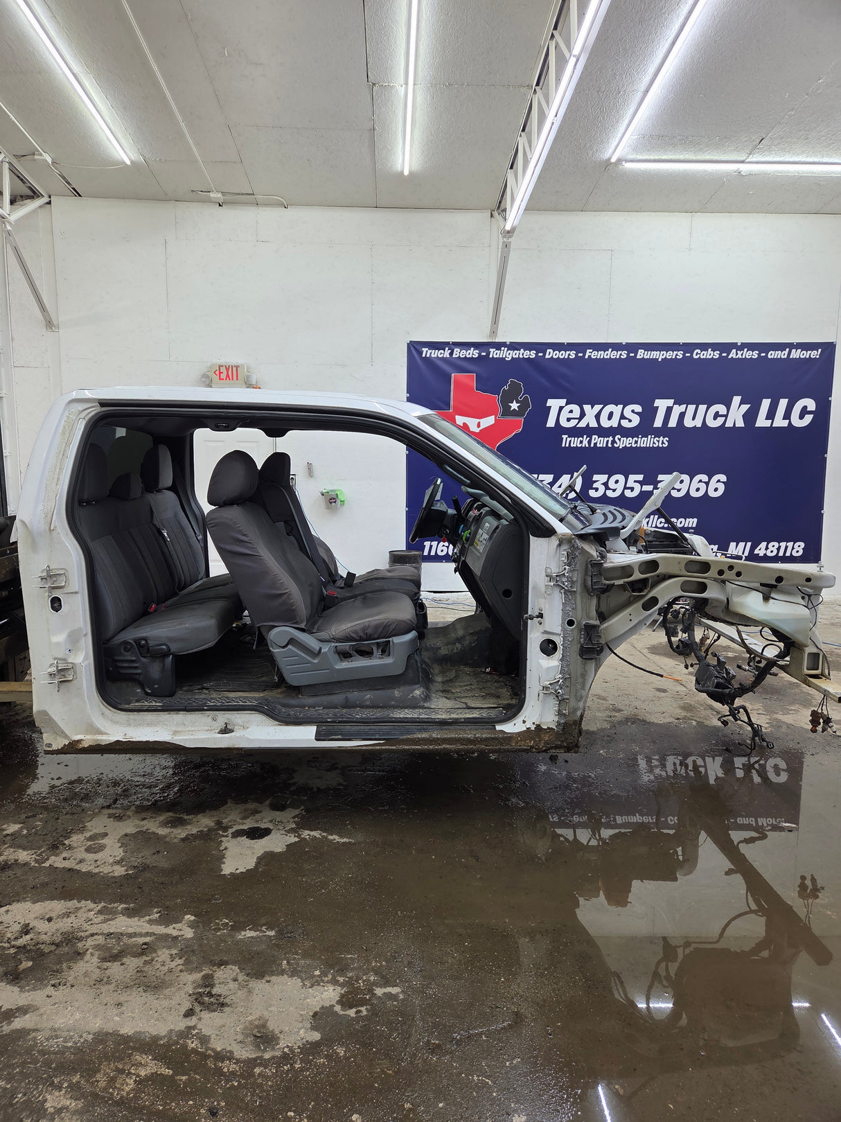 2009-2014 Ford F150 Extended Cab 4 Door Truck Cab