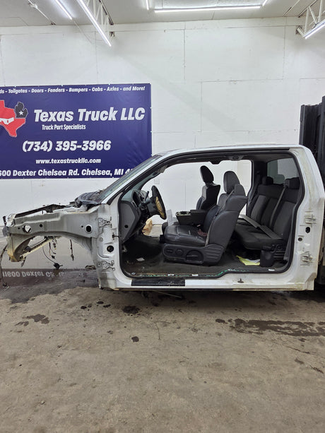 2004-2008 Ford F150 4 Door Extended Cab - Oxford White