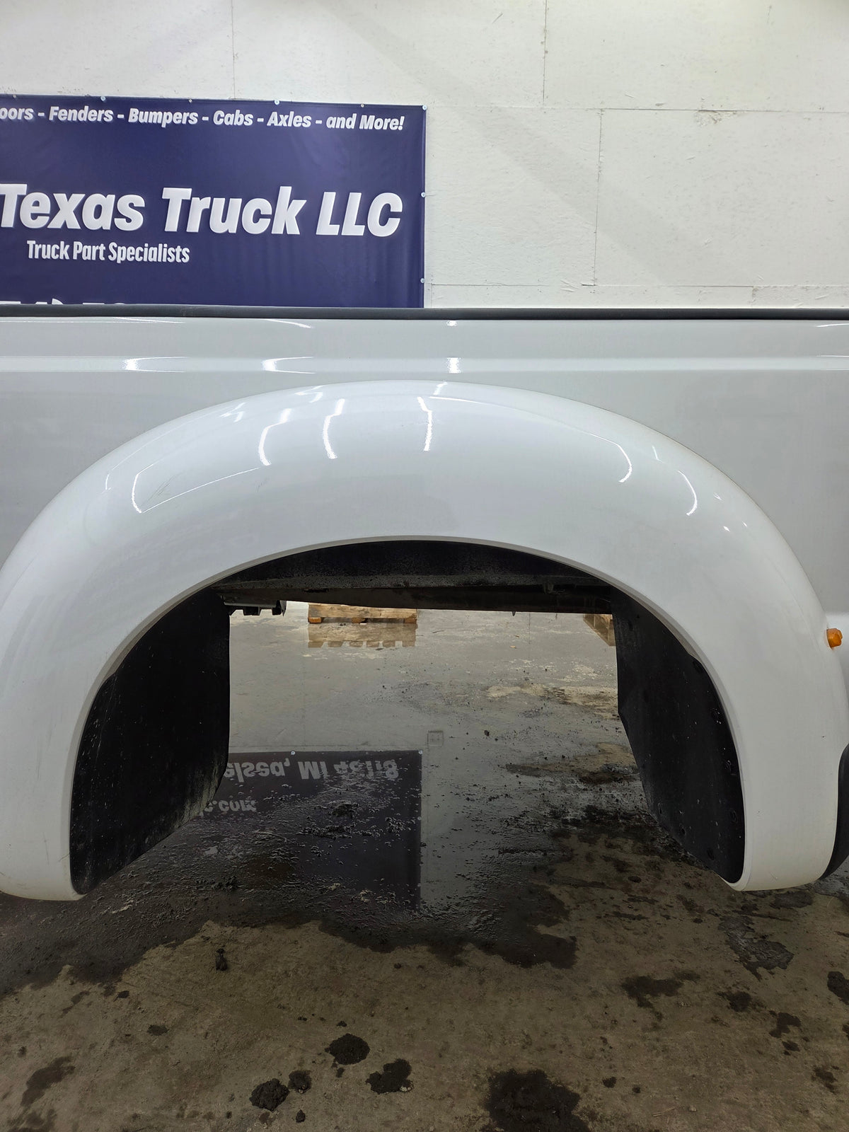 2011-2016 Ford F330 F450 F550 Super Duty 8' Dually Truck Bed