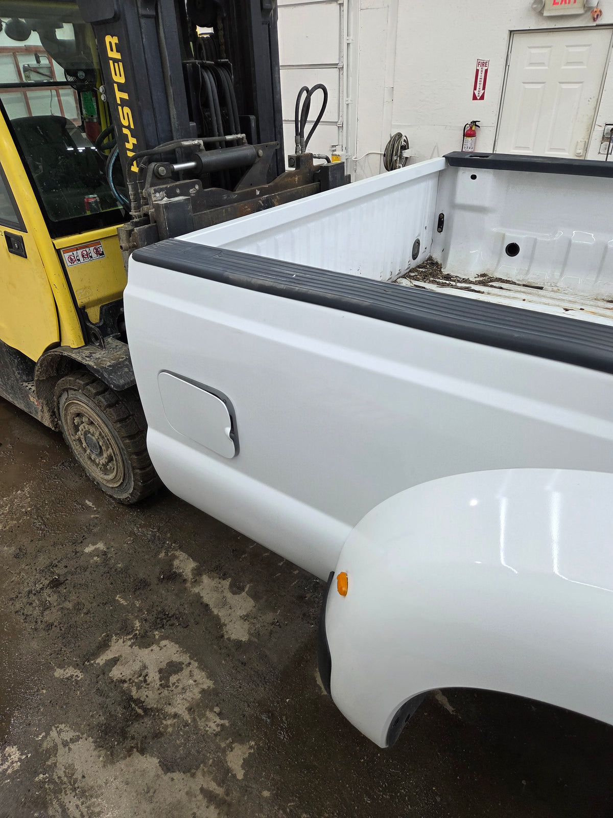 2011-2016 Ford F330 F450 F550 Super Duty 8' Dually Truck Bed