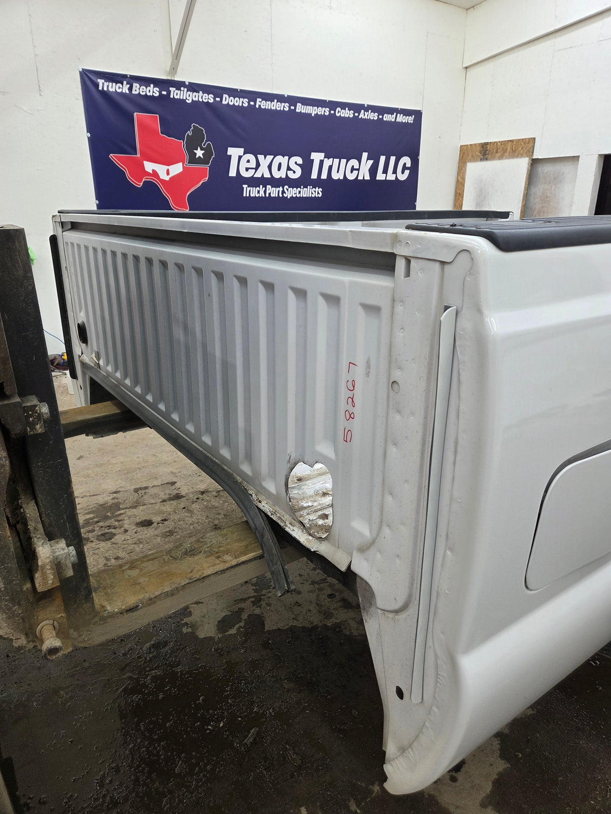 2011-2016 Ford F330 F450 F550 Super Duty 8' Dually Truck Bed