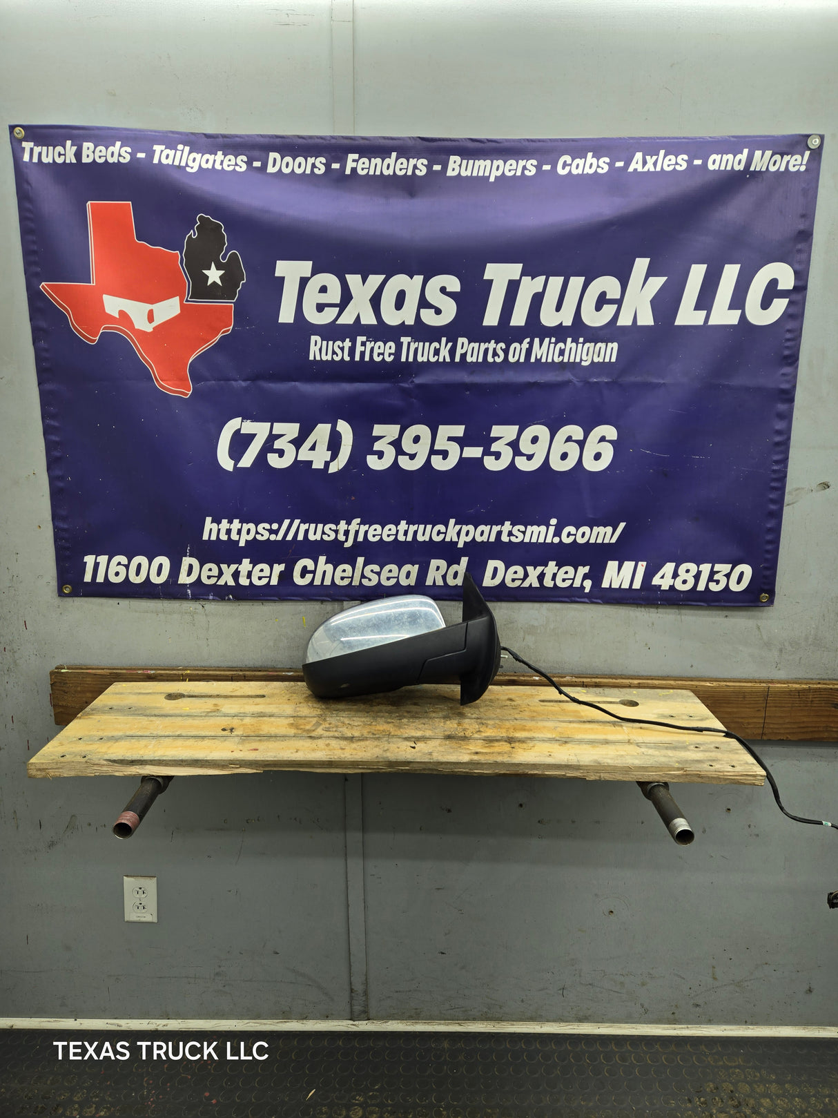 2007-2013 Chevrolet Silverado GMC Sierra 1500 2500 Right Side Passenger Side Power Mirror