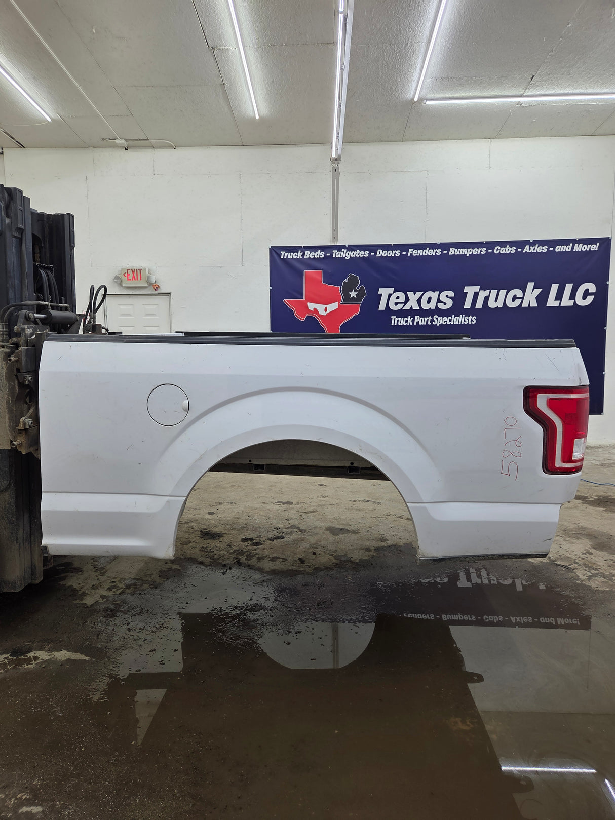 2015-2020 Ford F150 6' 6" Short Bed Without Wheel Lip Molding