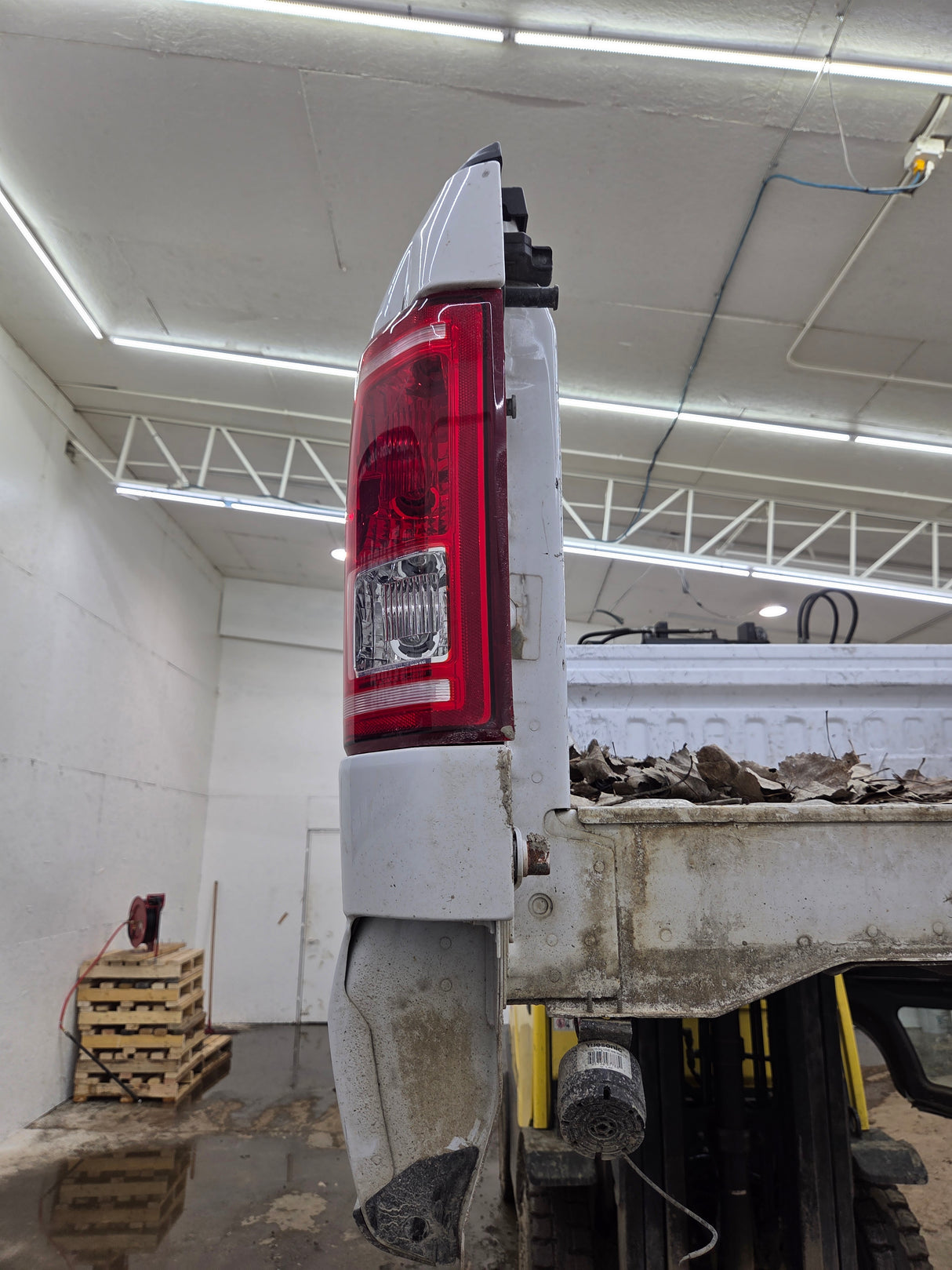 2015-2020 Ford F150 6' 6" Short Bed Without Wheel Lip Molding