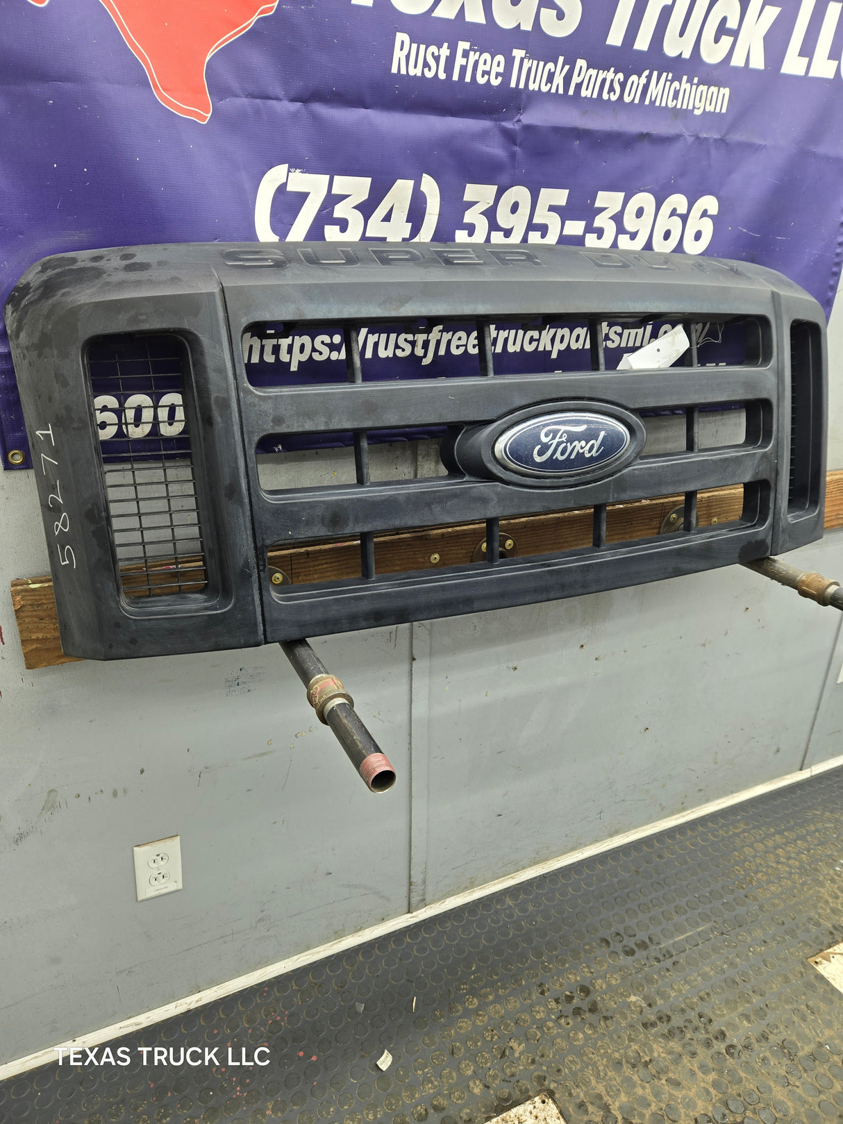 2008-2010 Ford Super Duty F250 F350 F450 F550 Grill Surround