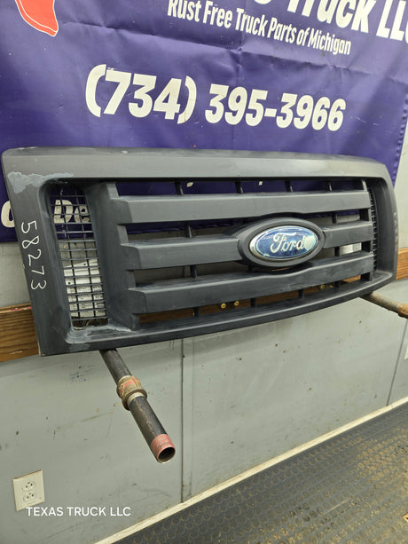 2009-2012 Ford F150 Grill XL - Black 9L3Z8200A