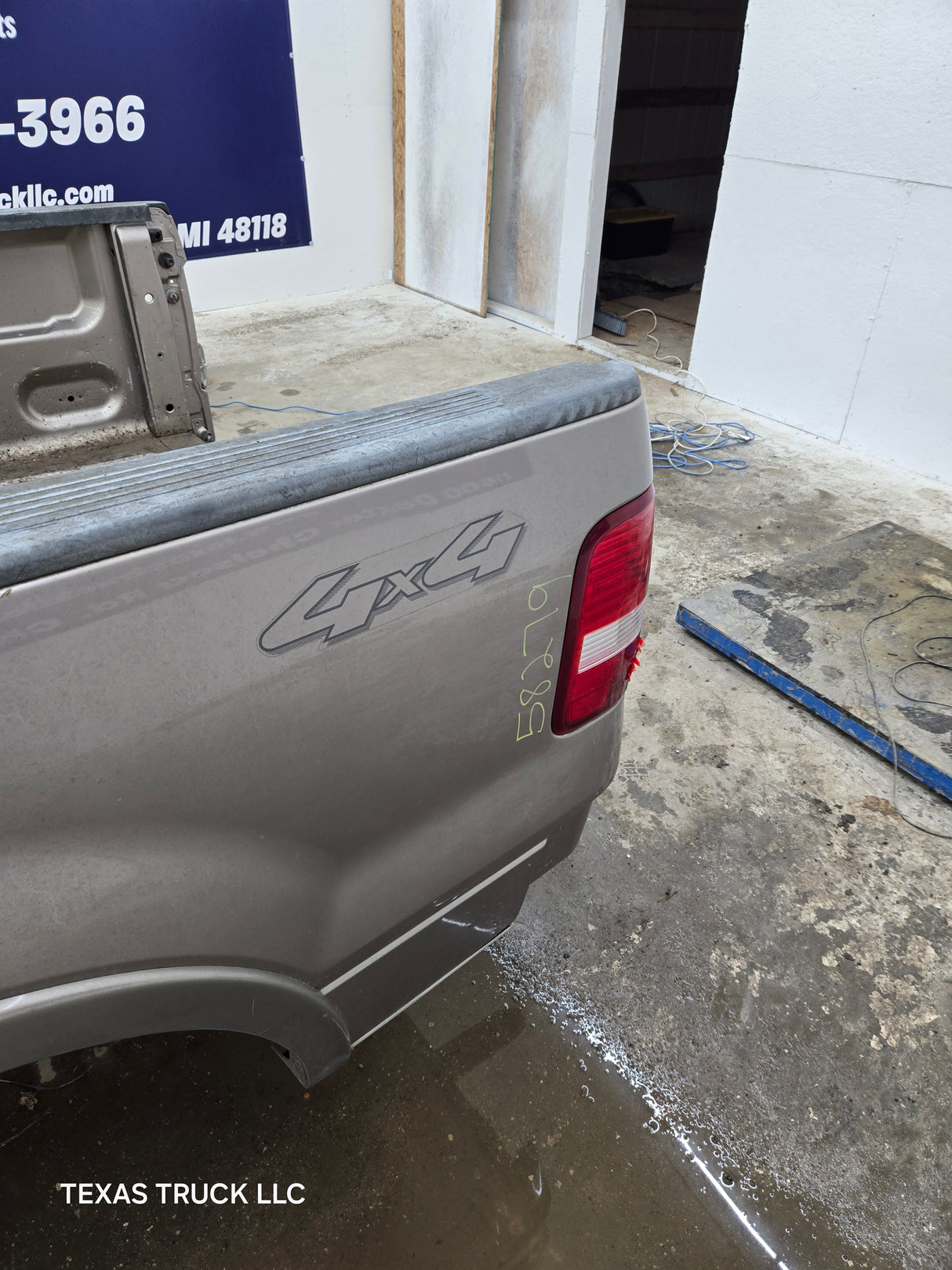 2004-2008 Ford F150 5' 6" Short Truck Bed