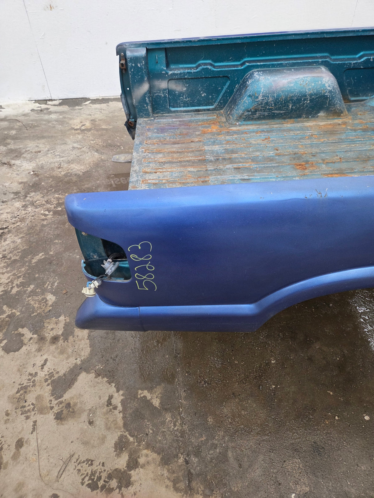 1994-2004 Chevrolet S10 GMC Sonoma 6' Short Truck Bed