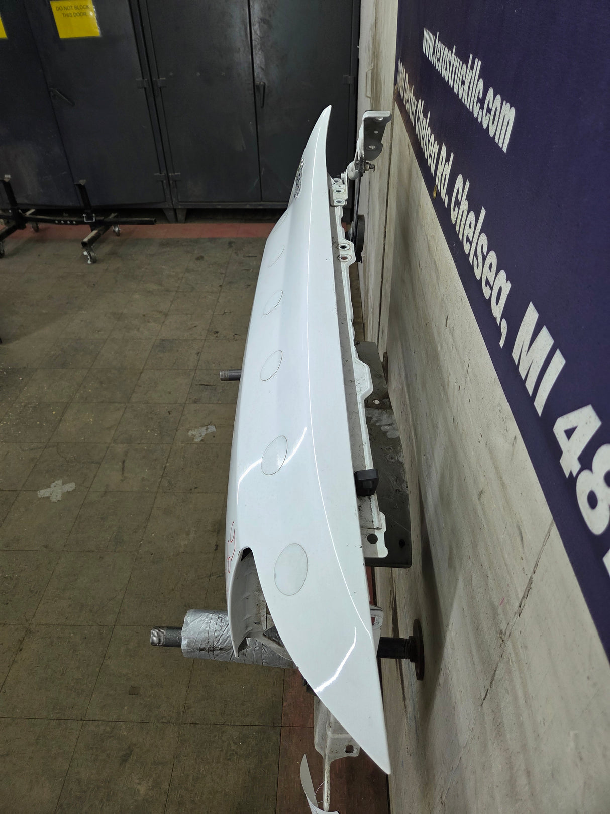 2007-2013 Chevrolet Silverado Passenger Side Front RH Fender 1500 2500 3500 HD