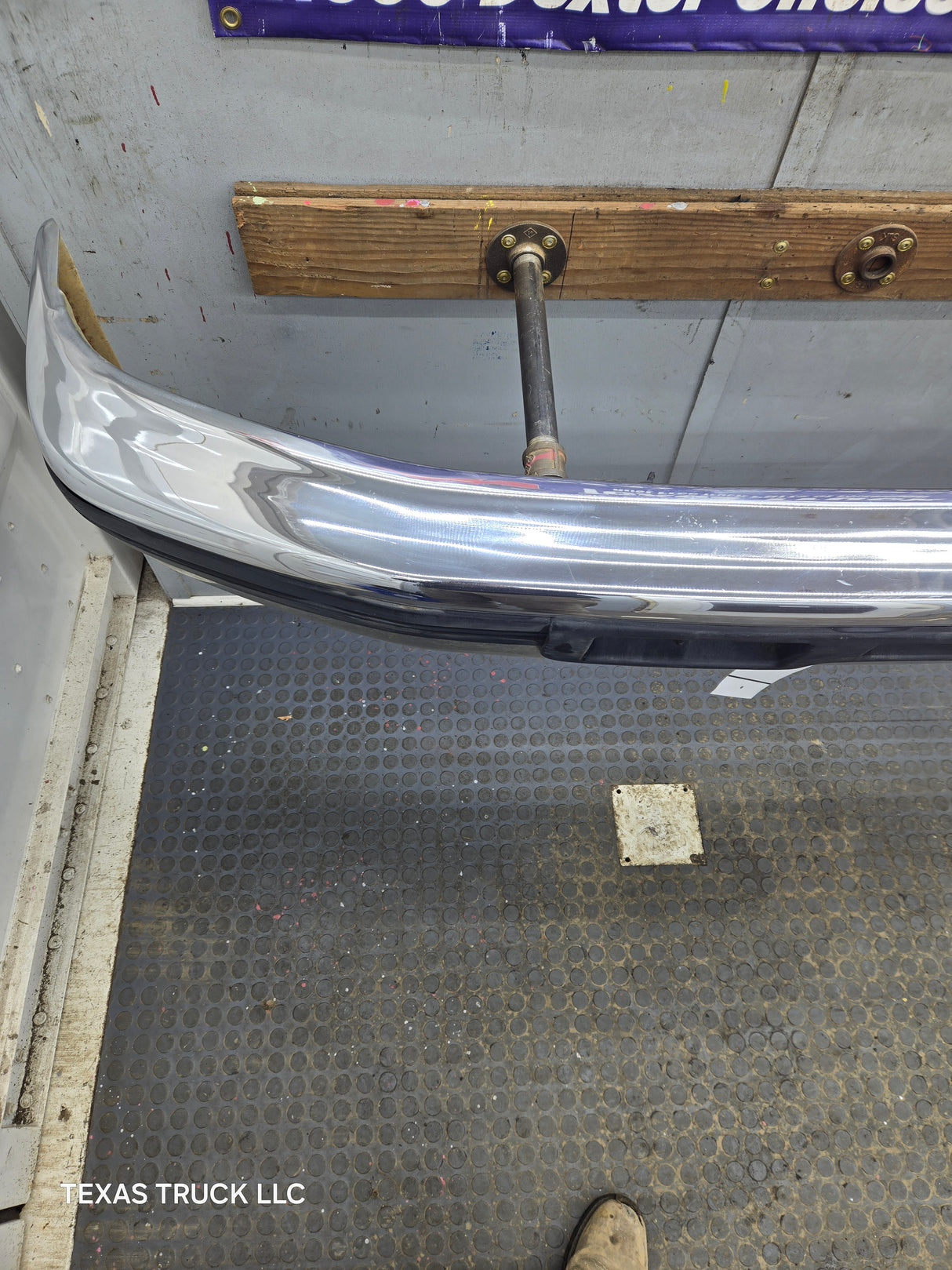 1992-1997 Ford F Series F250 F350 F450 F550 Front Bumper